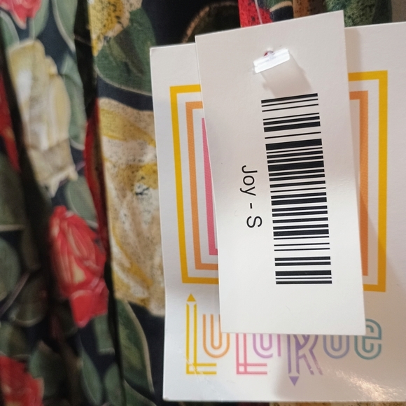 NWT LuLaRoe Sleeveless Roses Joy Kimono Vest Cardigan Size Small - Picture 4 of 7